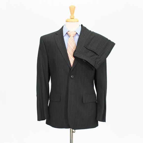 Calvin Klein 40R 34x29 Gray Striped 2-Button Suit R240